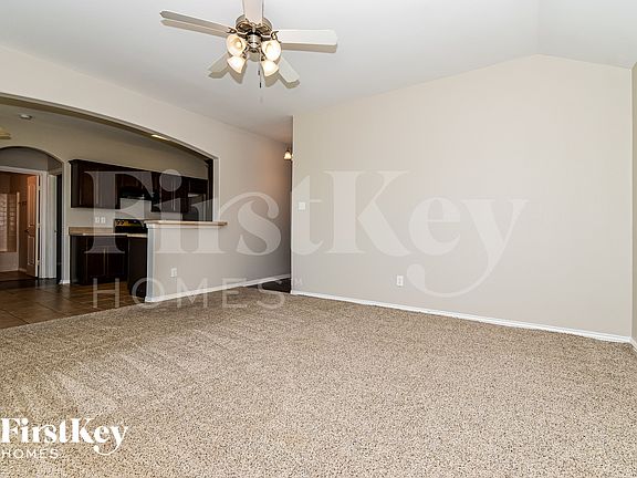 5th image of 1818 Willowbrook Dr