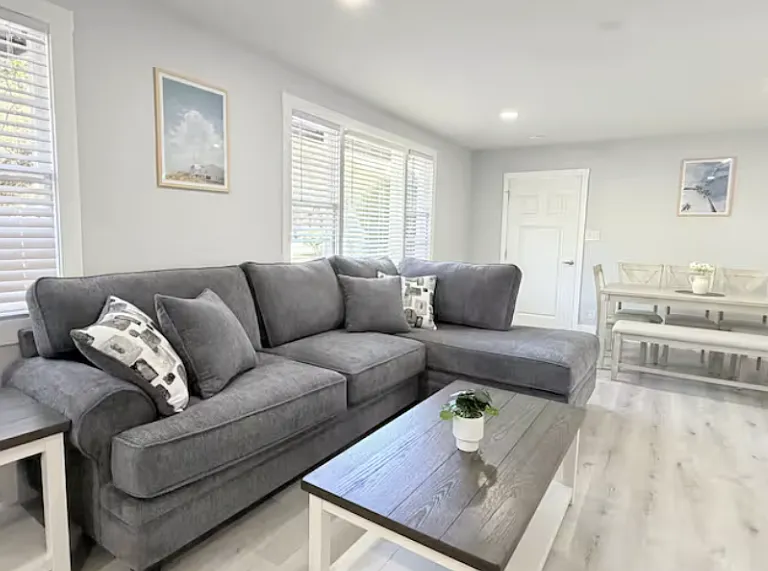 208 Chester St #11 — Photo 2