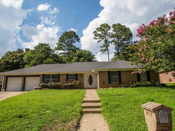 204 Baylor Dr, Tyler, TX 75703