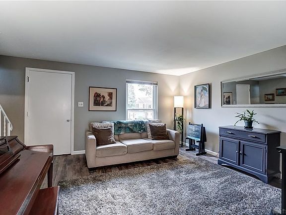 5th image of 1406 Long Island Ct