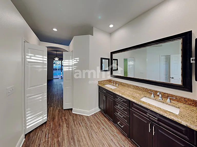 1618 Short Birch Ln — Photo 12