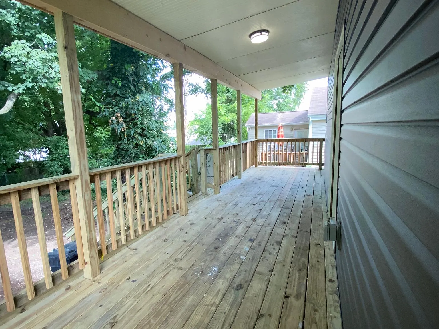 3 bed, 1330 sqft, $2,000 — Photo 3
