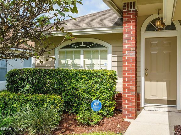3rd image of 8817 Chambore Dr