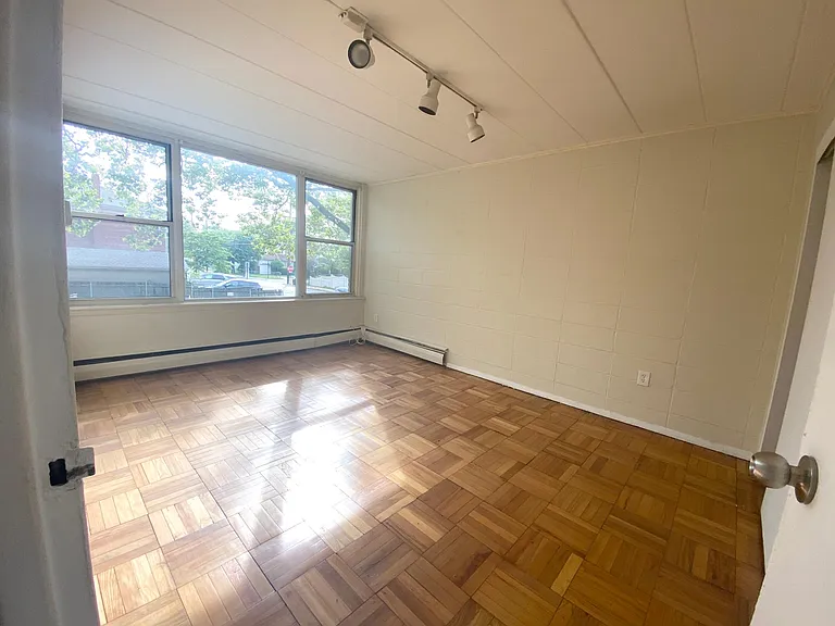 2A Duryea Pl — Photo 8