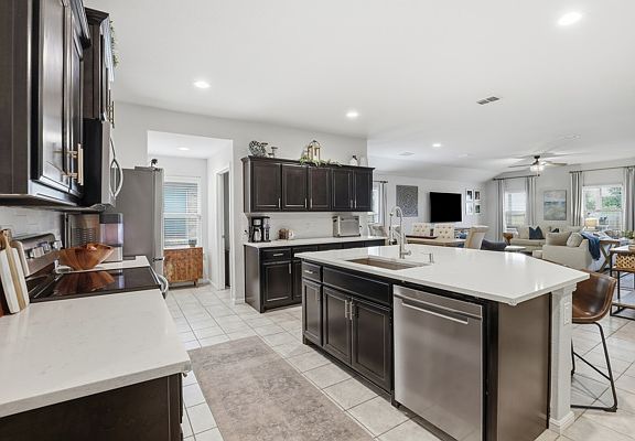 5th image of 3408 Valley Bend Dr