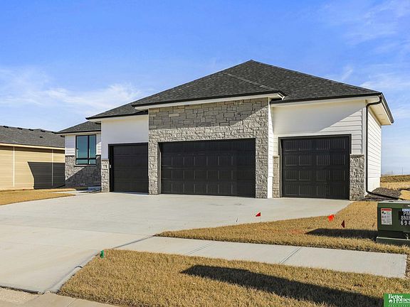 3rd image of 5709 N 195th St