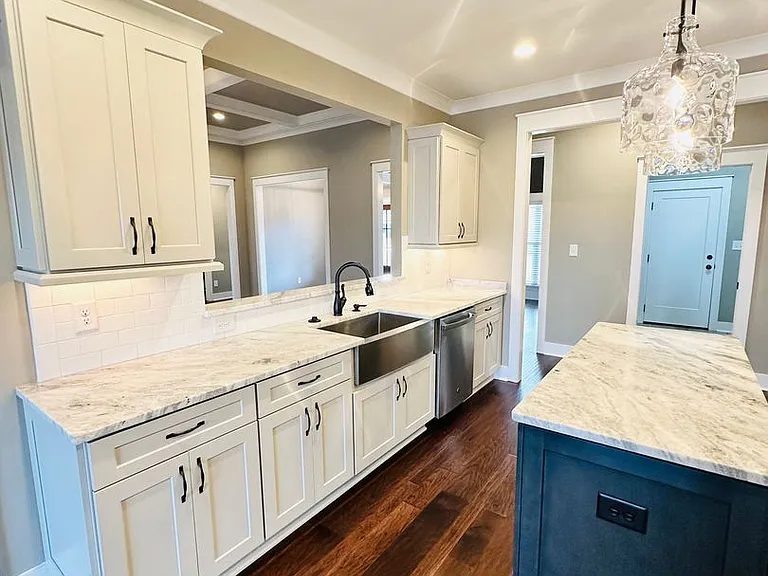 102 Twisted Laurel Ln — Photo 10