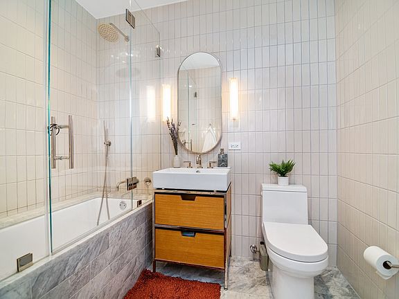 5th image of 11 Hoyt St #10E