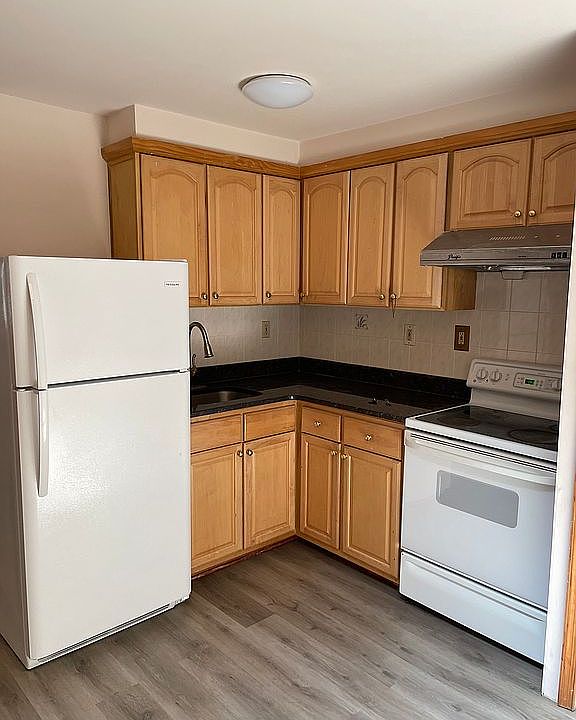 1st image of 335 N 10th St #2B