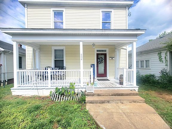 3rd image of 604 Dinwiddie St