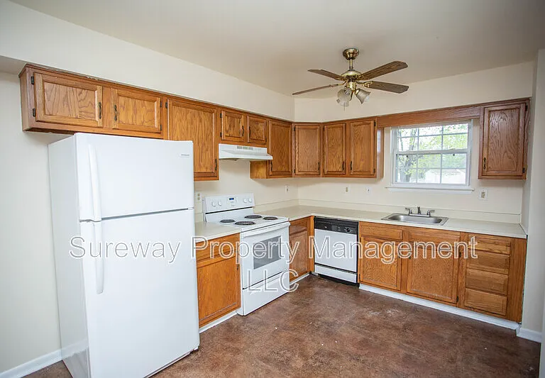 5729 Irving Ave — Photo 9