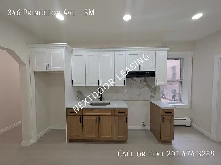 346 Princeton Ave #3M — Photo 1