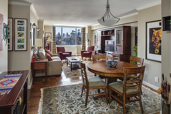 Sold by Stribling | media 11