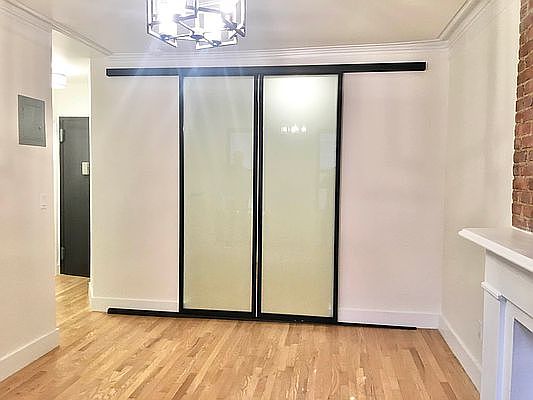 5th image of 354 E 89th St APT 5R