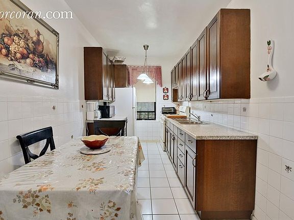 2nd image of 115 Cabrini Blvd APT C22