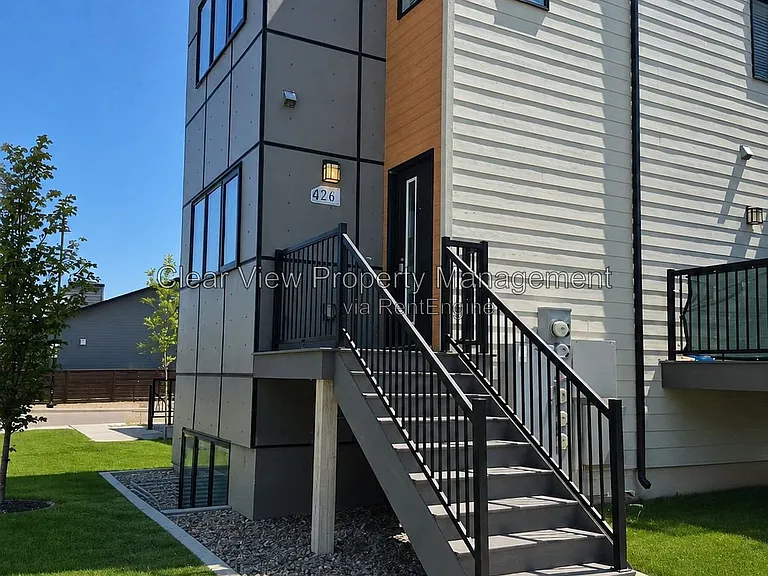 92 Aquitania Cir W #6 — Photo 1