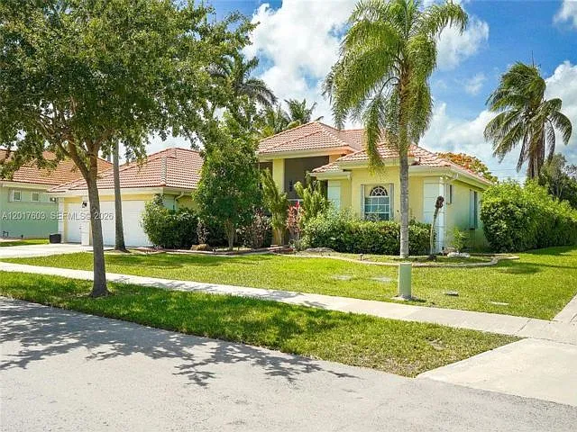 2575 Muirfield Ter — Photo 3