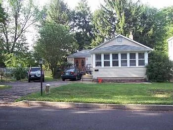 484 5th Ave photo 1