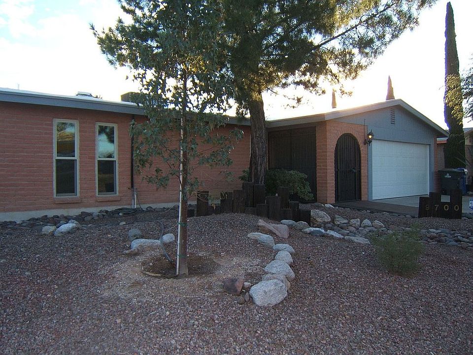 1st image of 9700 E Barrudean Hills St