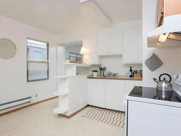 1415 E John St, Seattle, WA