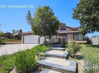 6561 Hemingway Dr, Riverside, CA 92506