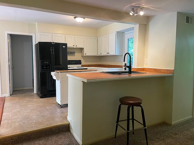9040 Grand Ave — Photo 5