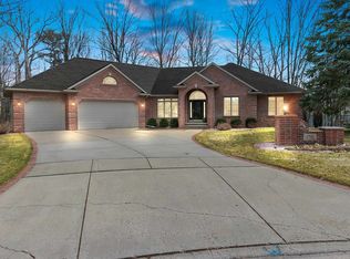 1036 Coprinus Ct, Green Bay, WI 54313