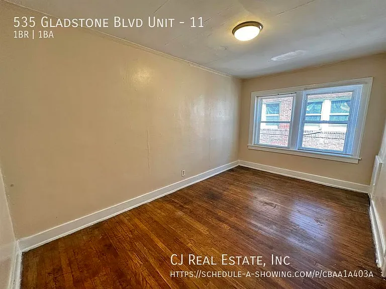 535 Gladstone Blvd #11 — Photo 8