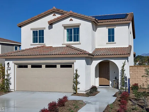 8217 Perada St, Jurupa Valley, CA 92509