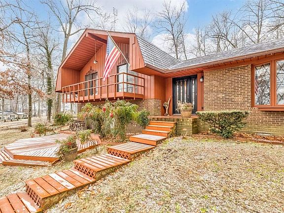 5th image of 295 Dogwood Dr