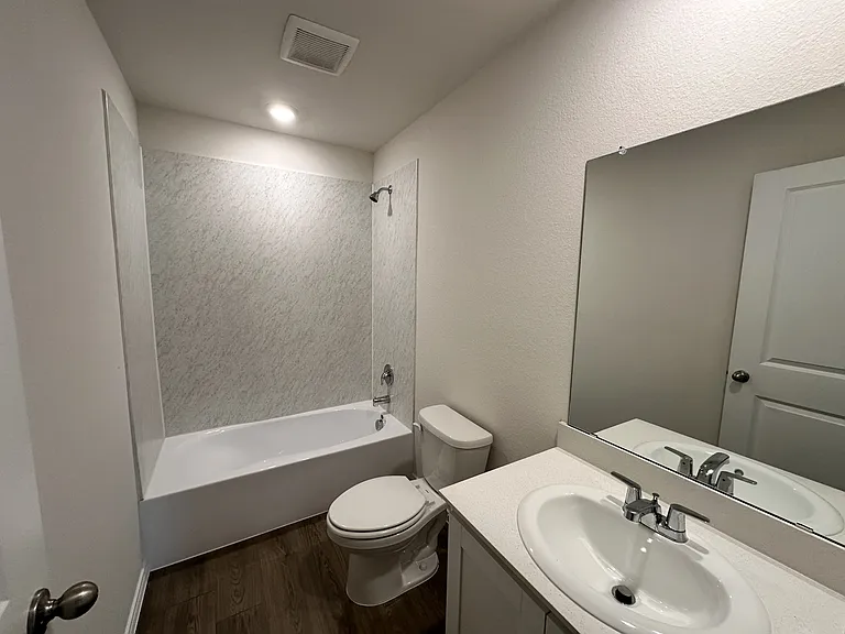 1813 Potomac Ln — Photo 12
