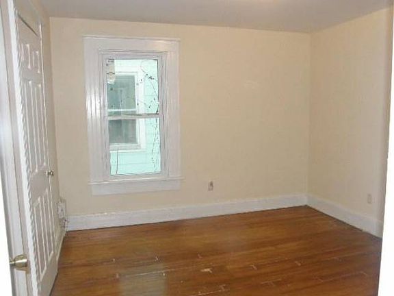 Large Bedroom