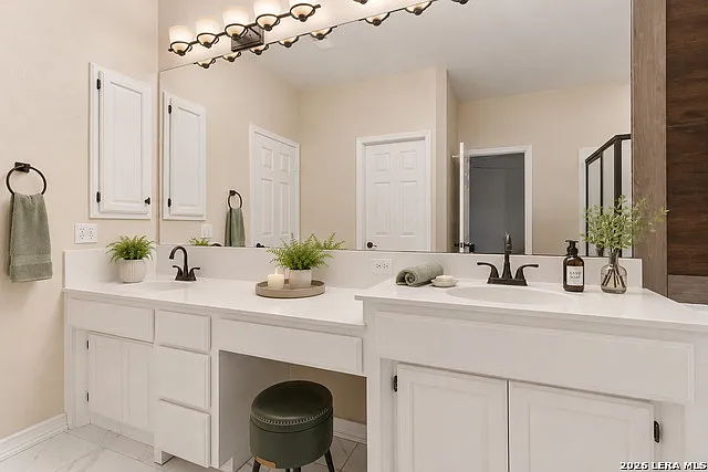 519 Mission Viejo — Photo 21