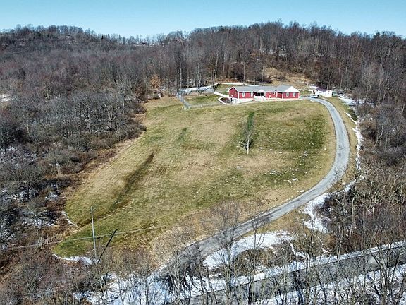 2nd image of 1101 Tin Town Rd