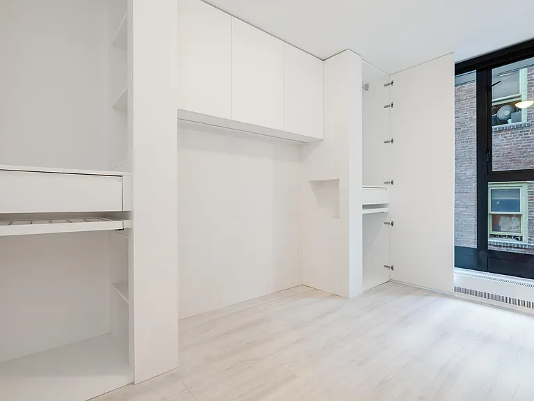 1133 Hornby St #1001 — Photo 7