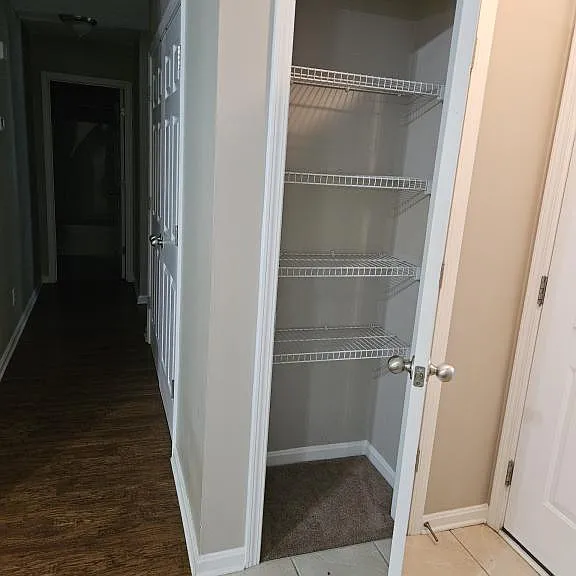 305 Dalton Ct — Photo 5