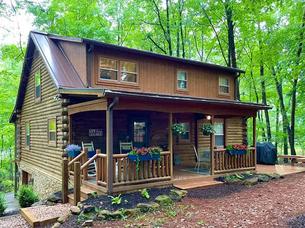 7758 Timber Cliff Ln, Trafalgar, IN 46181