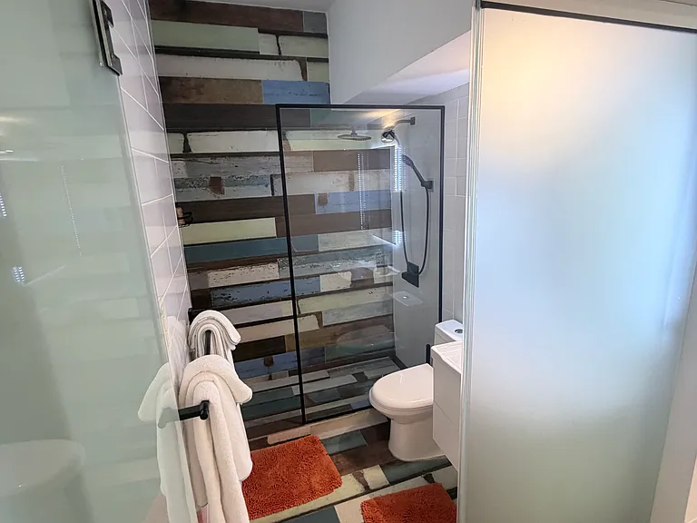 1020 Ashford #23 — Photo 8