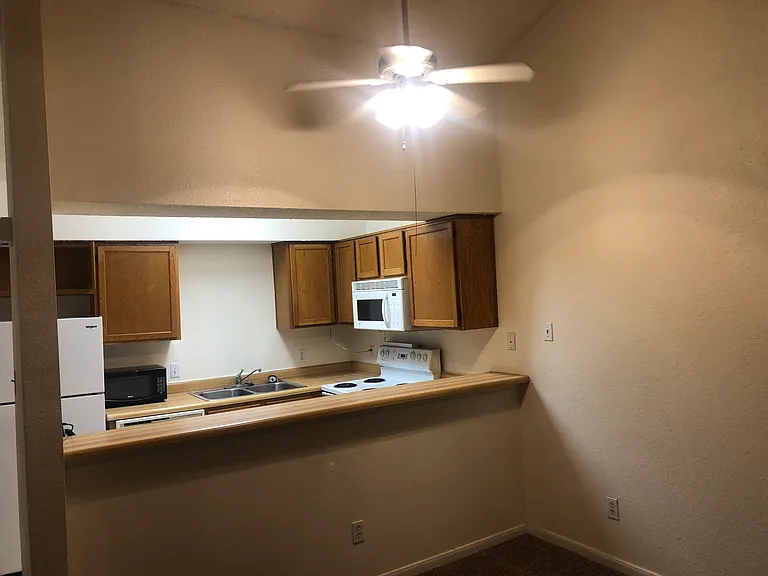 6108 Abrams Rd #122 — Photo 3