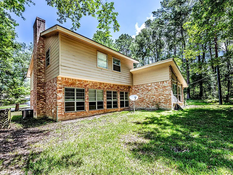 401 Woodmont Dr — Photo 33
