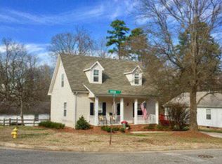 231 6th St, Belmont, NC 28012