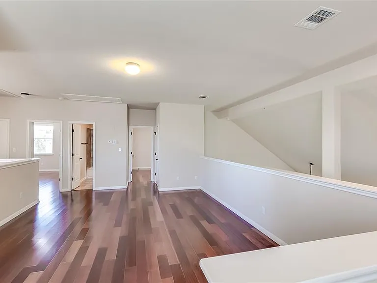 11300 Cherisse Dr — Photo 17