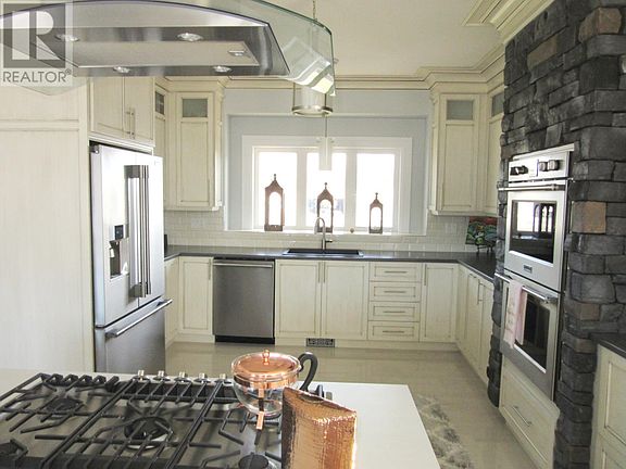 4th image of 50 Jack Pine Pl