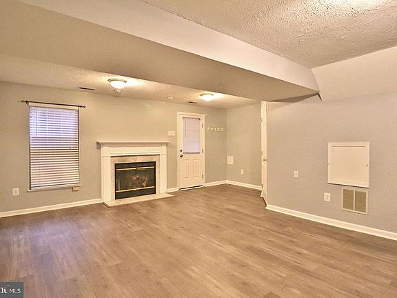 4th image of 1867 Wye Mills Ln
