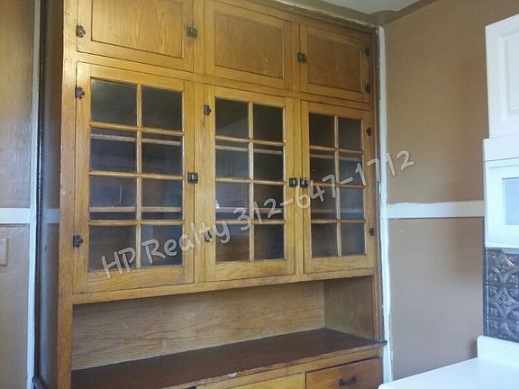 5th image of 4958 W Wrightwood Ave #2