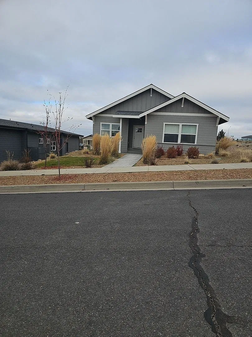 Modern home in Yarrows — Photo 1