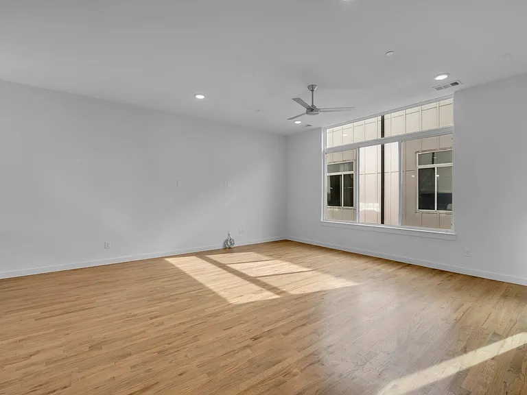 2314 N Carroll Ave #103 — Photo 10