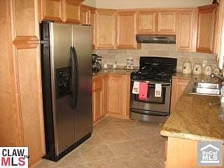 2nd image of 1636 W 37th St