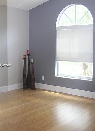 4th image of 19435 SW 25th Ct