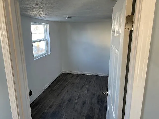 606 Fir St — Photo 8